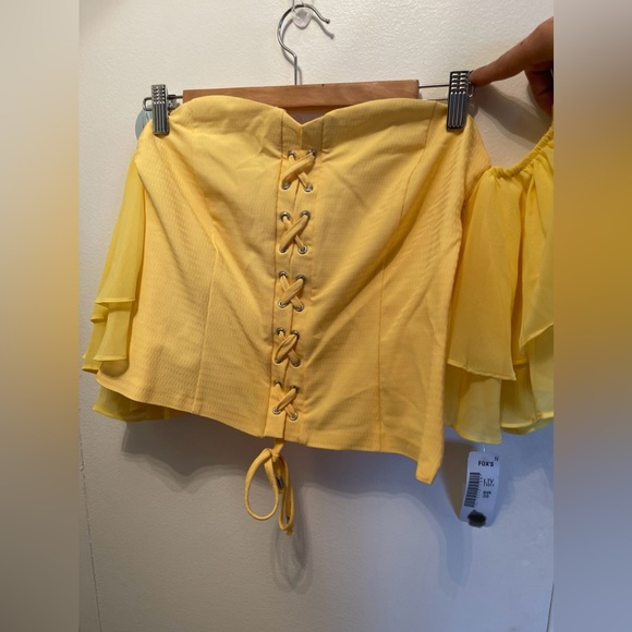 New! Sexy Cropped Yellow Blouse Strapless Womens Top. Size S with Flared Sleeves - Picture 3 of 9